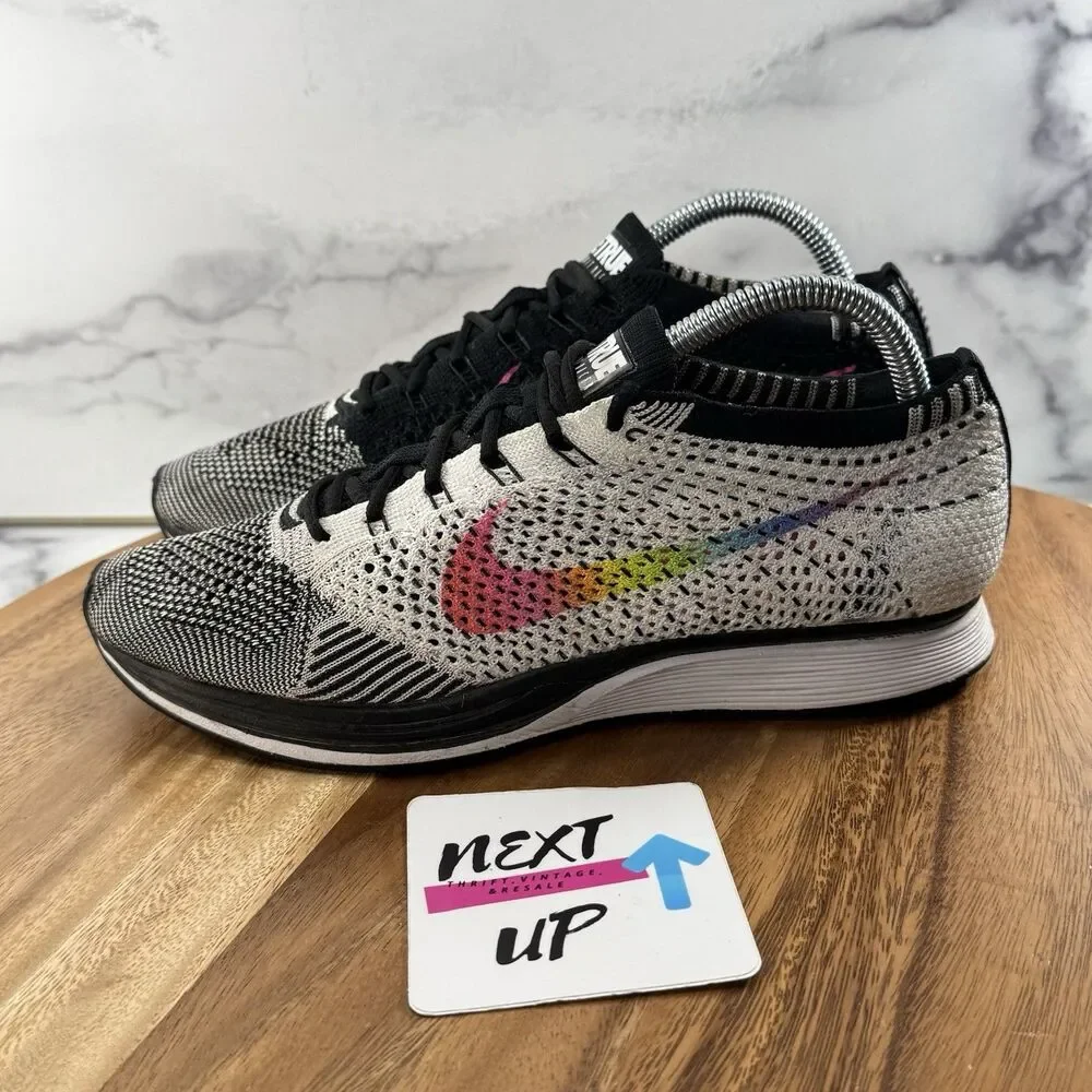 Mens 7.5/Womens 9-Nike Flyknit Racer 